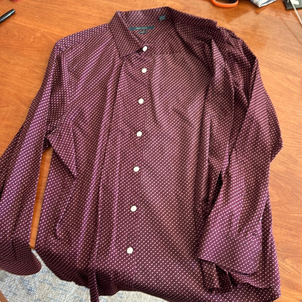 Super nice wine colored party Ellis extra large men’s button-down shirt